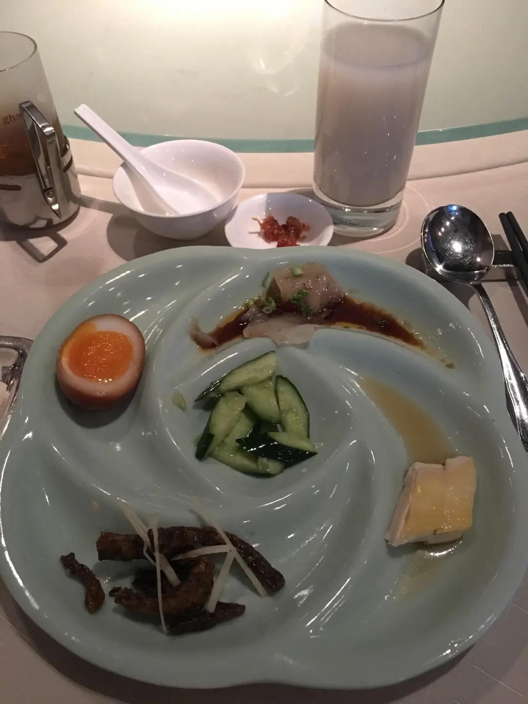 包含里程碑夜上海海港临场应变;全明星赛窗口期刷纪录;质疑声仍在;赛程密集仍需轮换的词条 包含里程碑夜上海海港临场应变;全明星赛窗口期刷纪录;质疑声仍在;赛程密集仍需轮换的词条